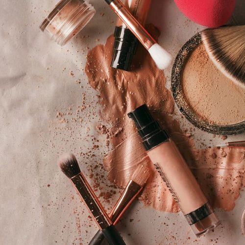 flatlay-makeup-beauty-cosmetics